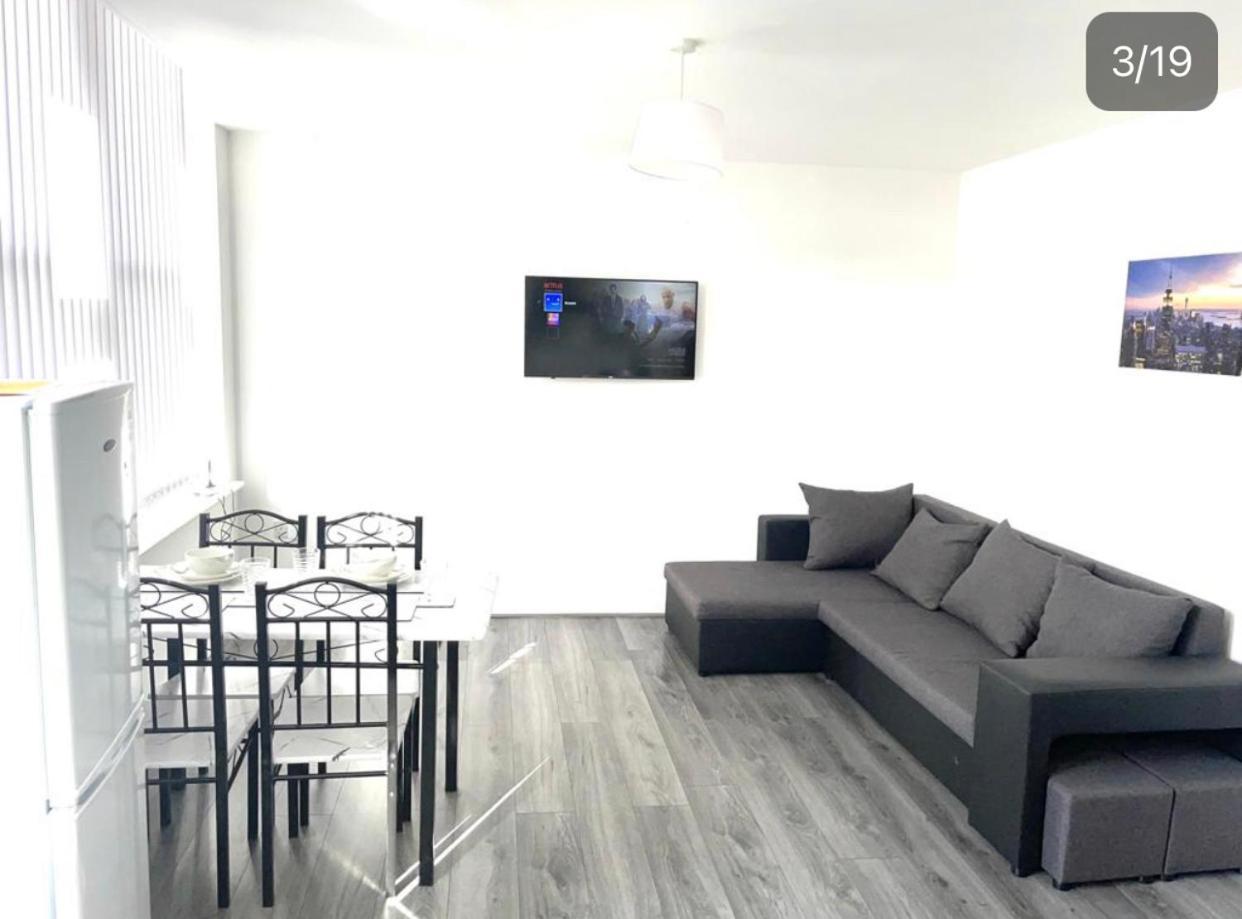 Amhc City Apartments Bradford City Centre One & Two Bedroom Apartments, 24 Hours Express Self Check In, Long Stay Contractors Welcome, Paid Parking Available Nearby Екстериор снимка