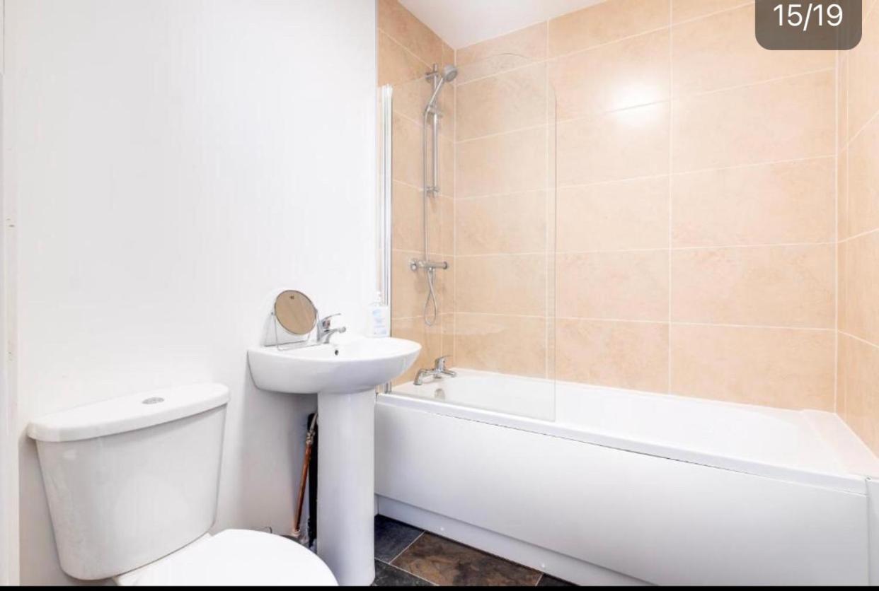 Amhc City Apartments Bradford City Centre One & Two Bedroom Apartments, 24 Hours Express Self Check In, Long Stay Contractors Welcome, Paid Parking Available Nearby Екстериор снимка