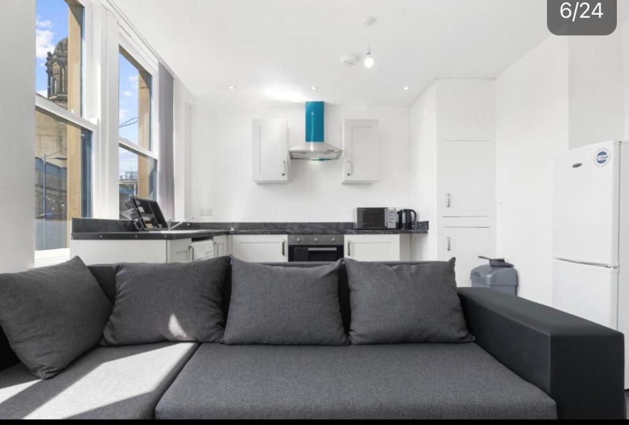 Amhc City Apartments Bradford City Centre One & Two Bedroom Apartments, 24 Hours Express Self Check In, Long Stay Contractors Welcome, Paid Parking Available Nearby Екстериор снимка