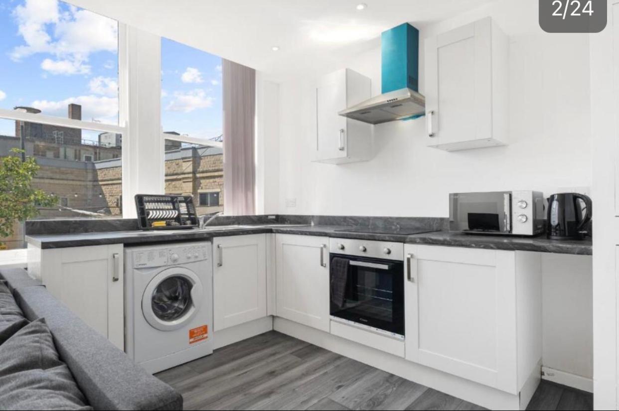 Amhc City Apartments Bradford City Centre One & Two Bedroom Apartments, 24 Hours Express Self Check In, Long Stay Contractors Welcome, Paid Parking Available Nearby Екстериор снимка