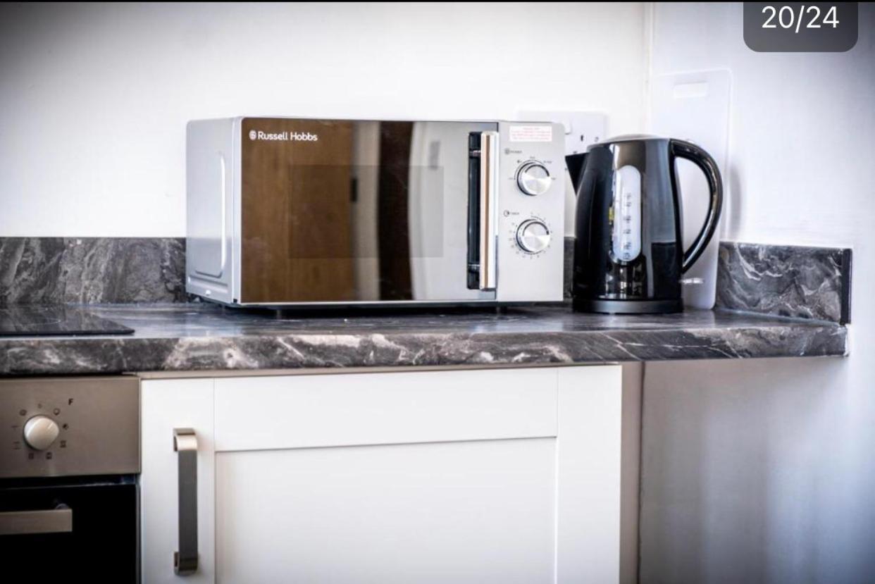Amhc City Apartments Bradford City Centre One & Two Bedroom Apartments, 24 Hours Express Self Check In, Long Stay Contractors Welcome, Paid Parking Available Nearby Екстериор снимка